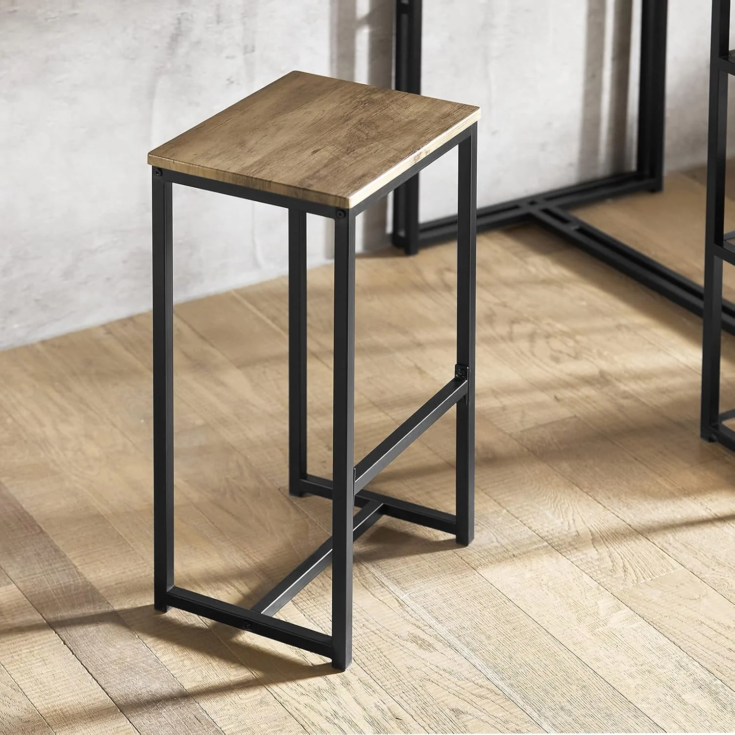 Bar Table Set with Bar Stools - Image 8