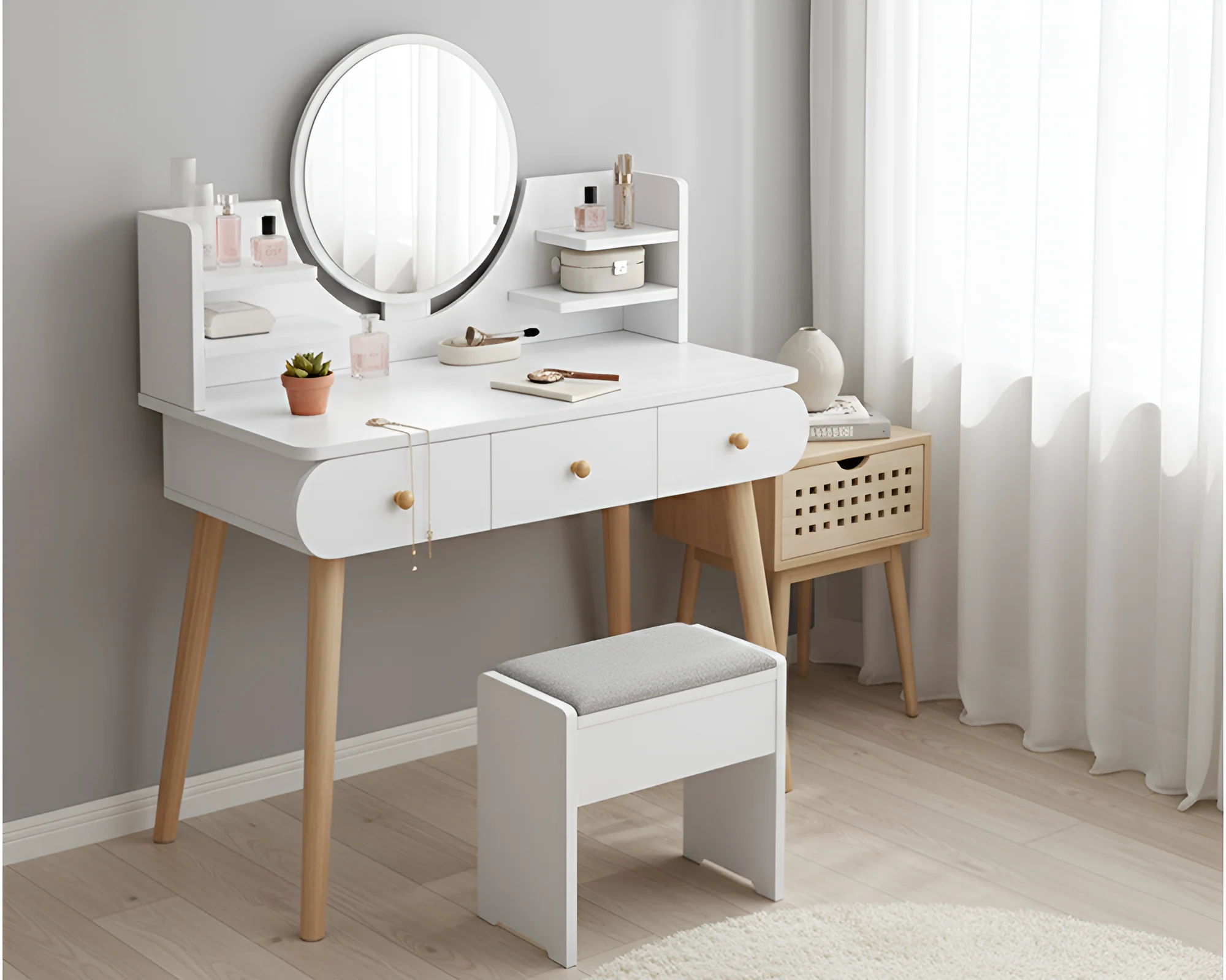 Dressing Table With Mirror - Image 5