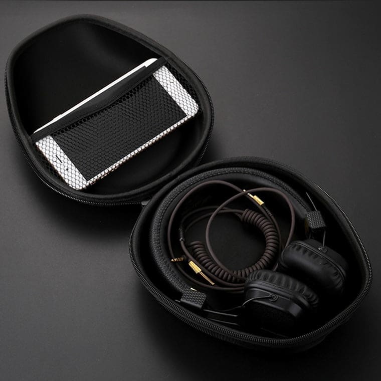 Headphones Case (2 colours available) - Image 3
