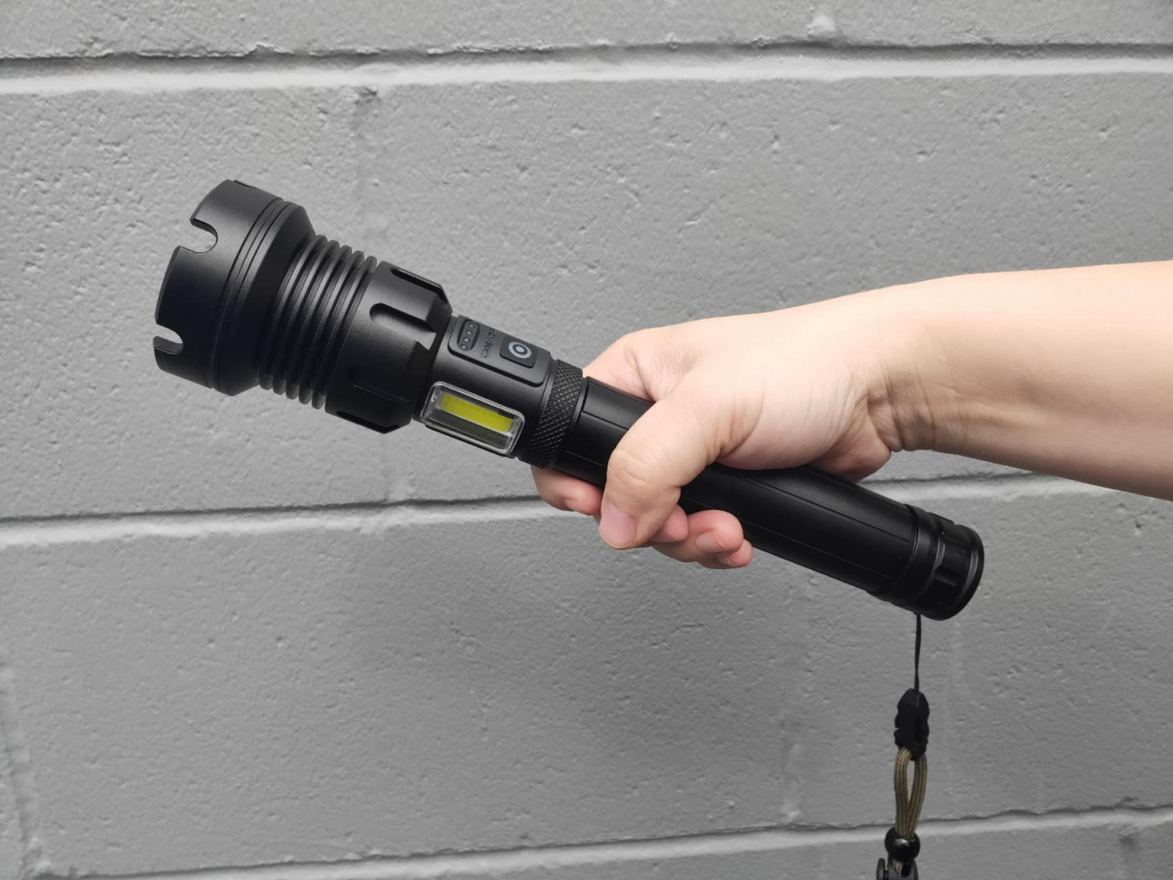 LED Torch Rechargeable High Lumens Flashlight with two 26650 Batteries - Image 4