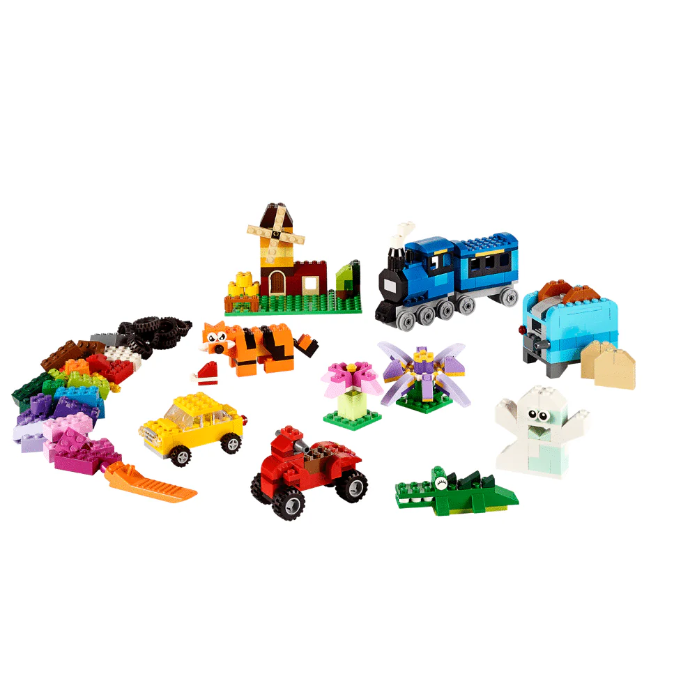 LEGO Classic: LEGO Medium Creative Brick Box (10696) - Image 4
