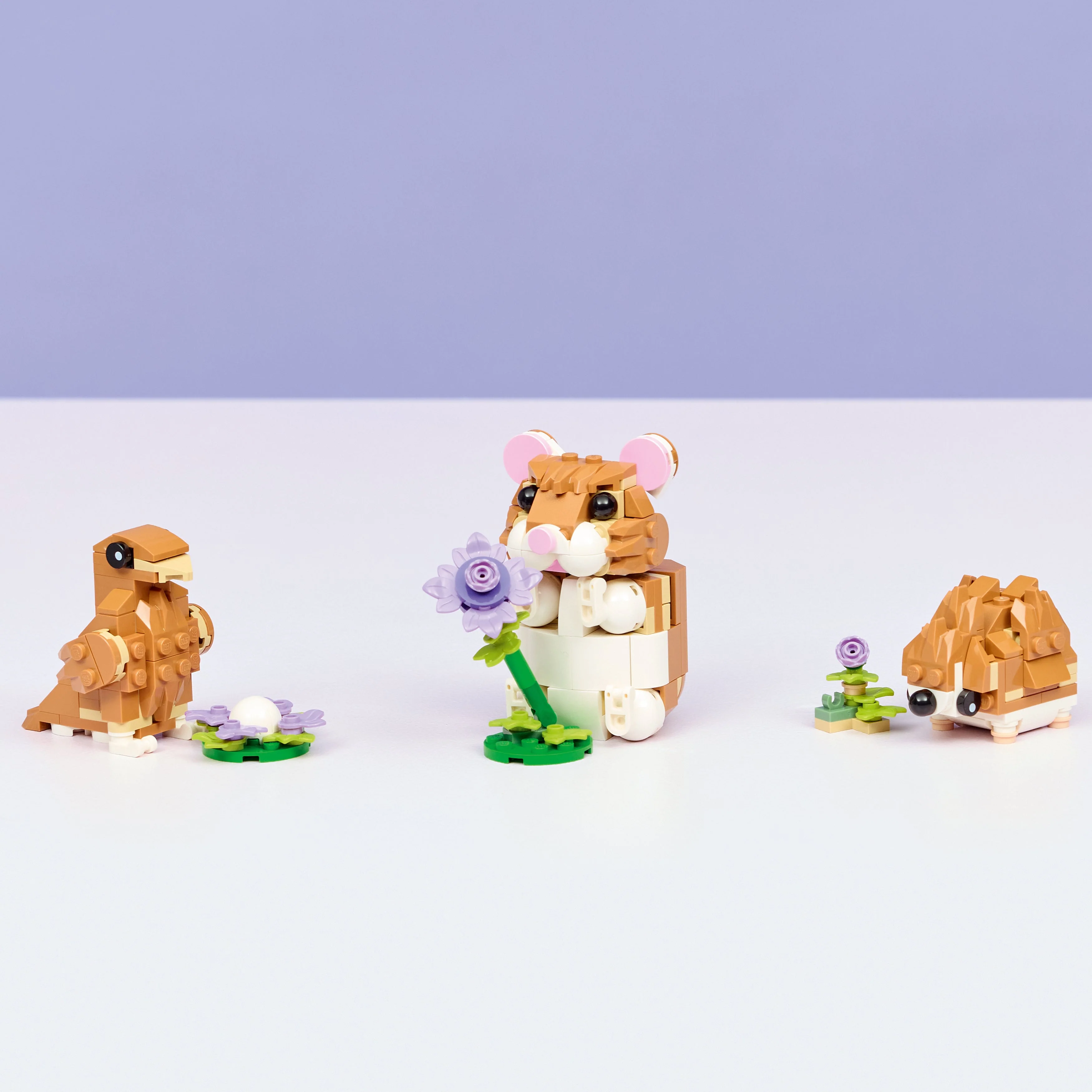 LEGO Creator: Cute Hamster with a Flower (31376) - Image 8