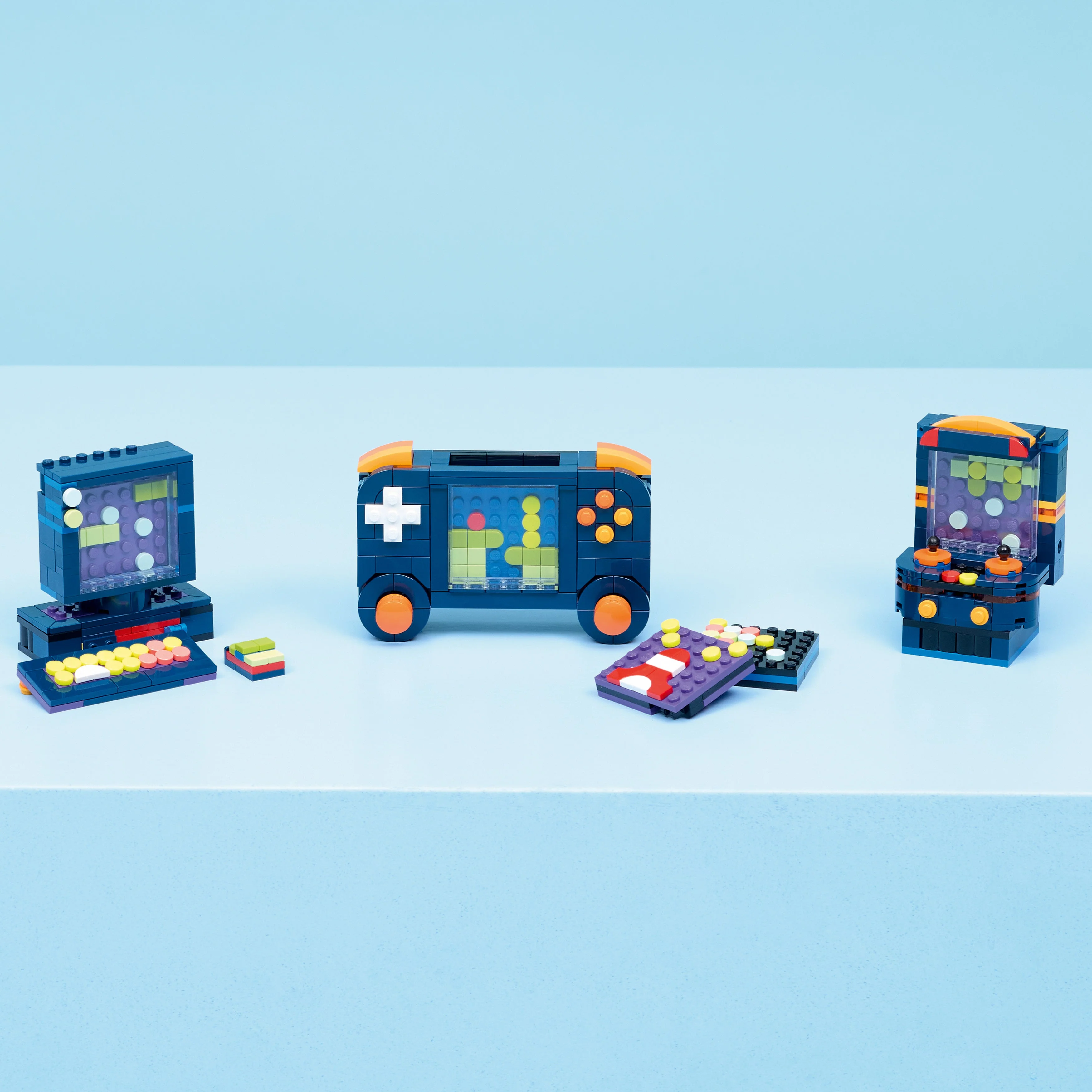 LEGO Creator: Retro Gaming Console (31380) - Image 9