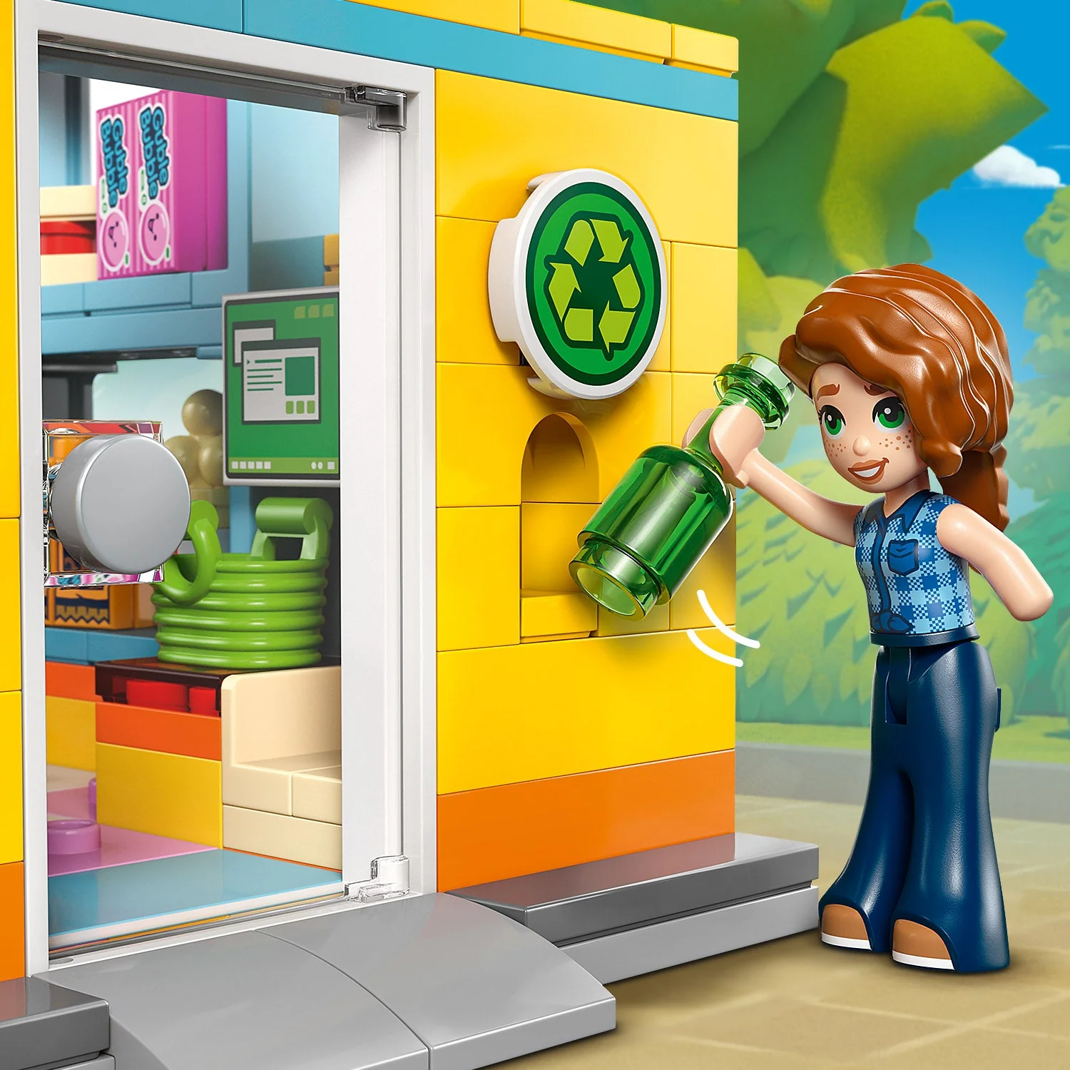LEGO Friends: Heartlake City Mini Supermarket (42680) - Image 11
