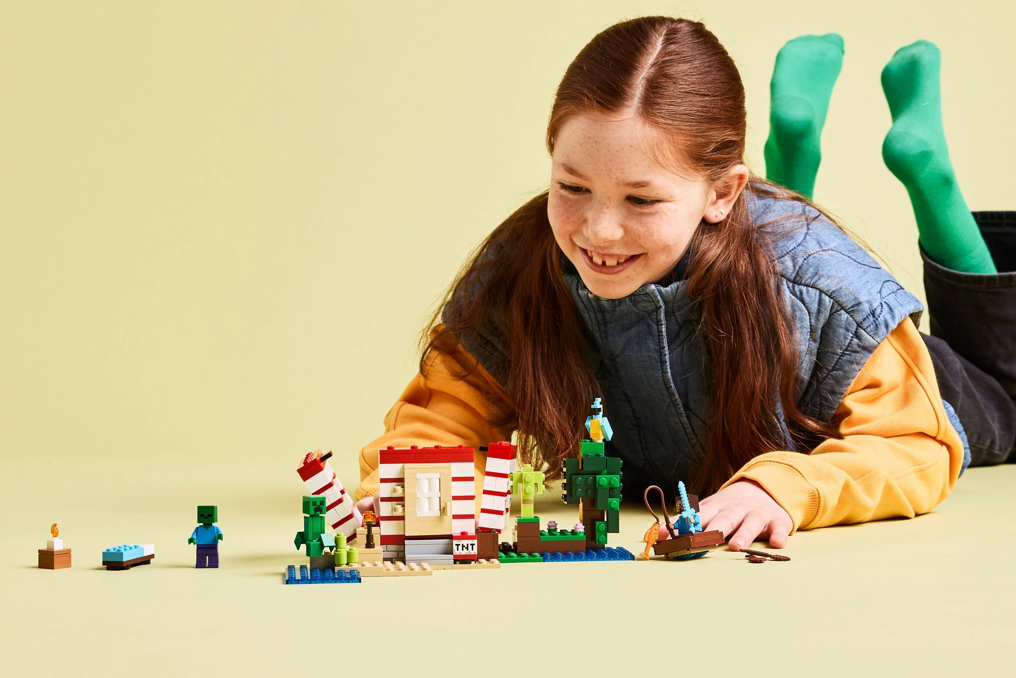 LEGO Minecraft: The TNT Jungle House (21275) - Image 9