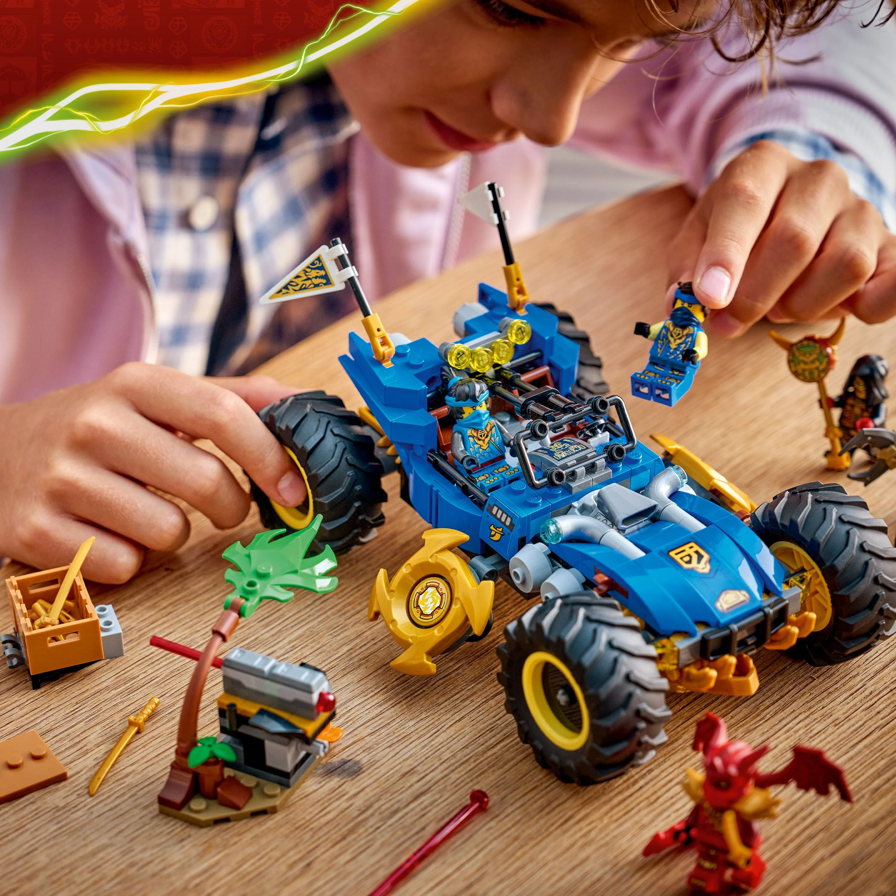 LEGO NINJAGO: Jays Transforming Car (71856) - Image 7