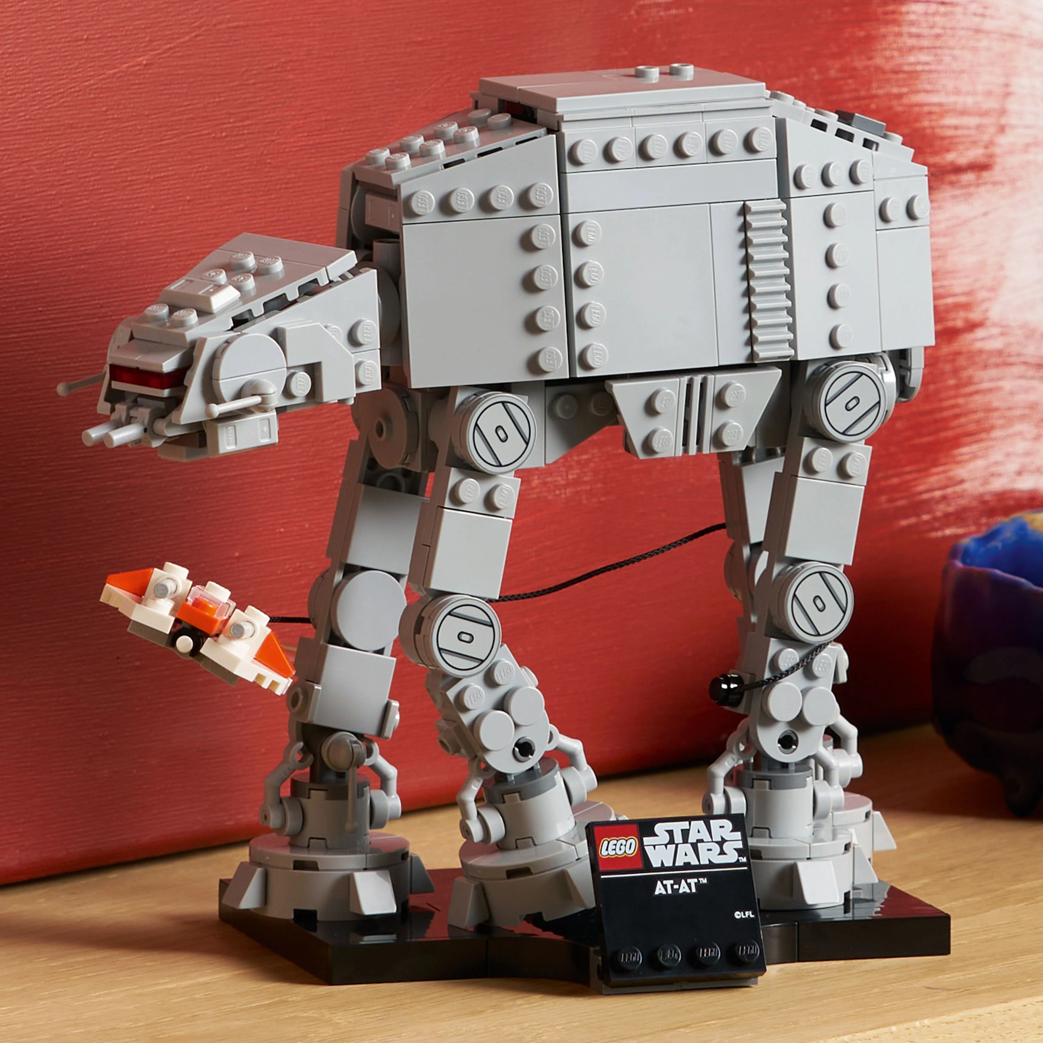 LEGO Star Wars: AT-AT (75440) - Image 8