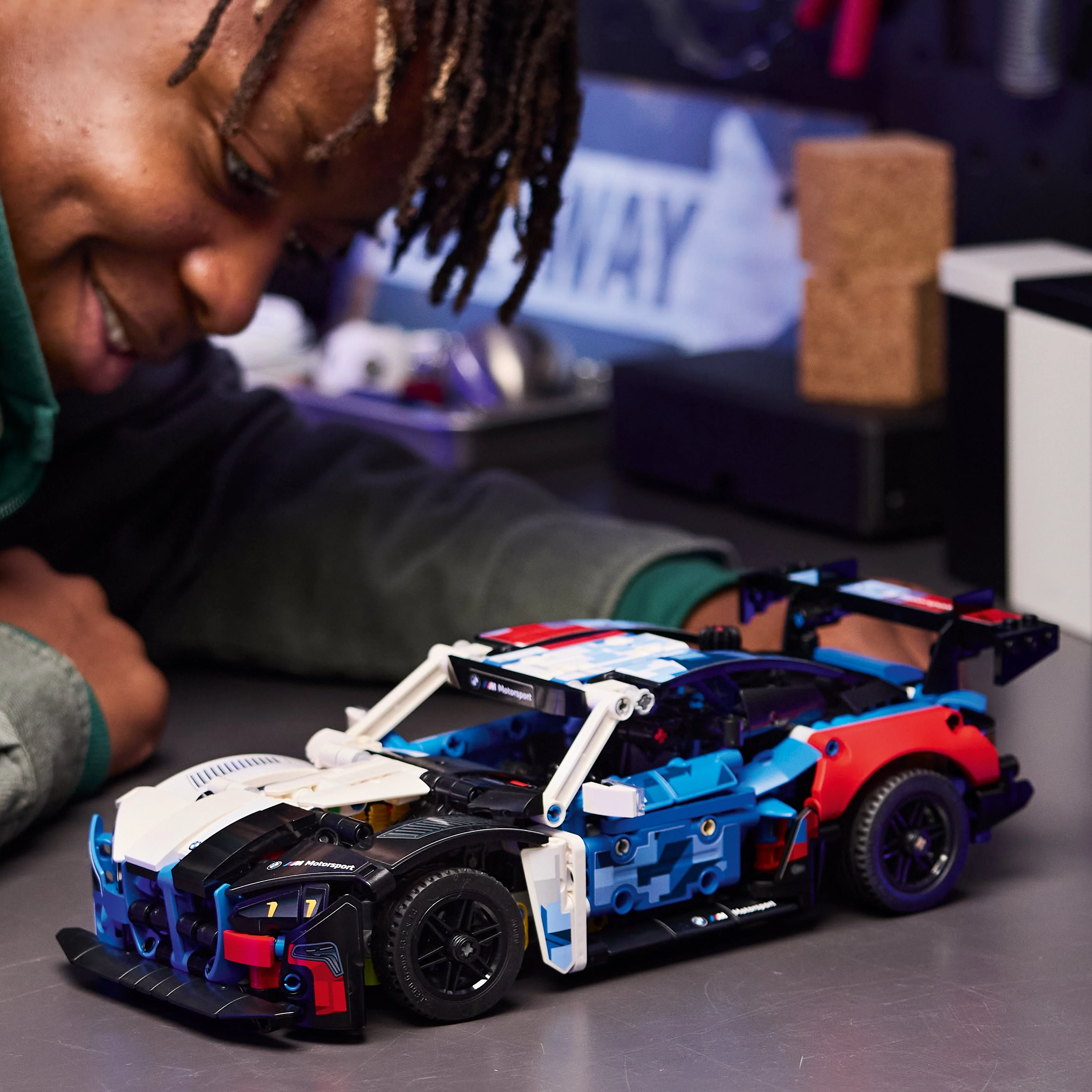 LEGO Technic: BMW M4 GT3 EVO Race Car (42226) - Image 6