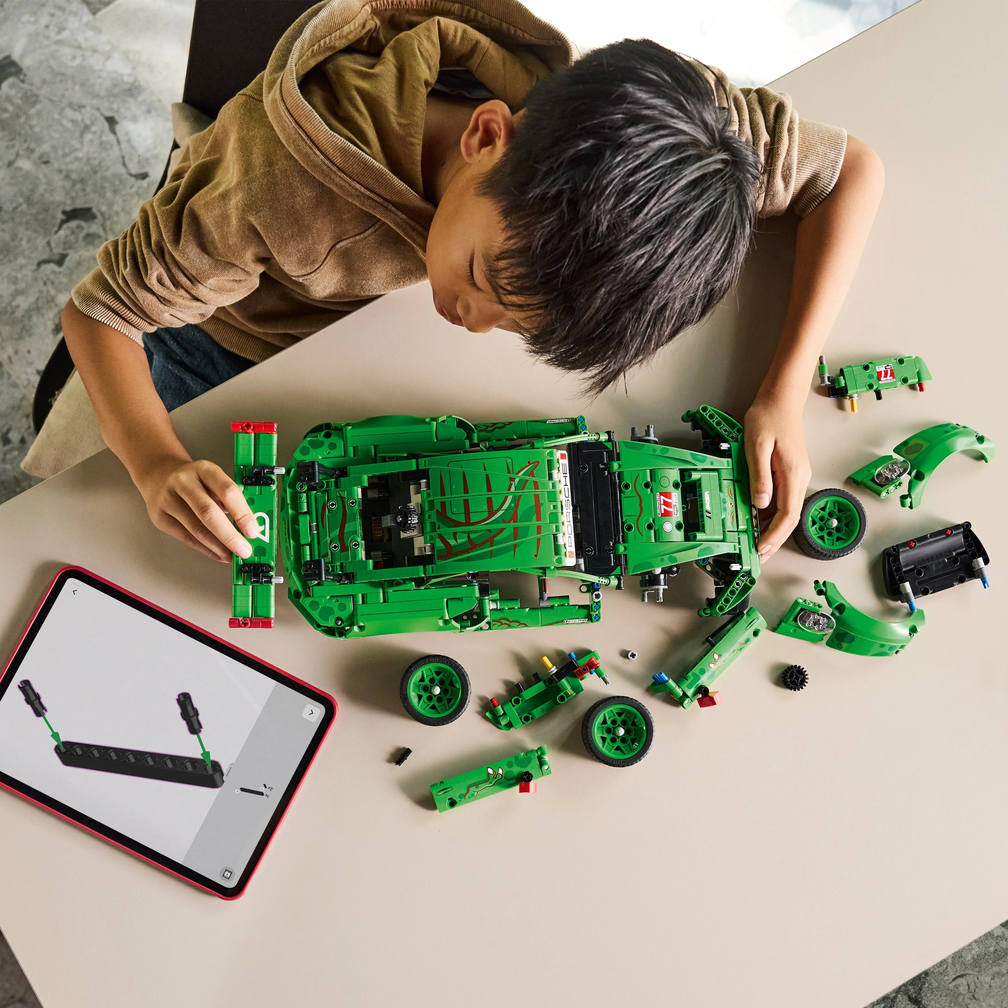 LEGO Technic: Porsche 911 GT3 R REXY AO Racing Car (42224) - Image 7