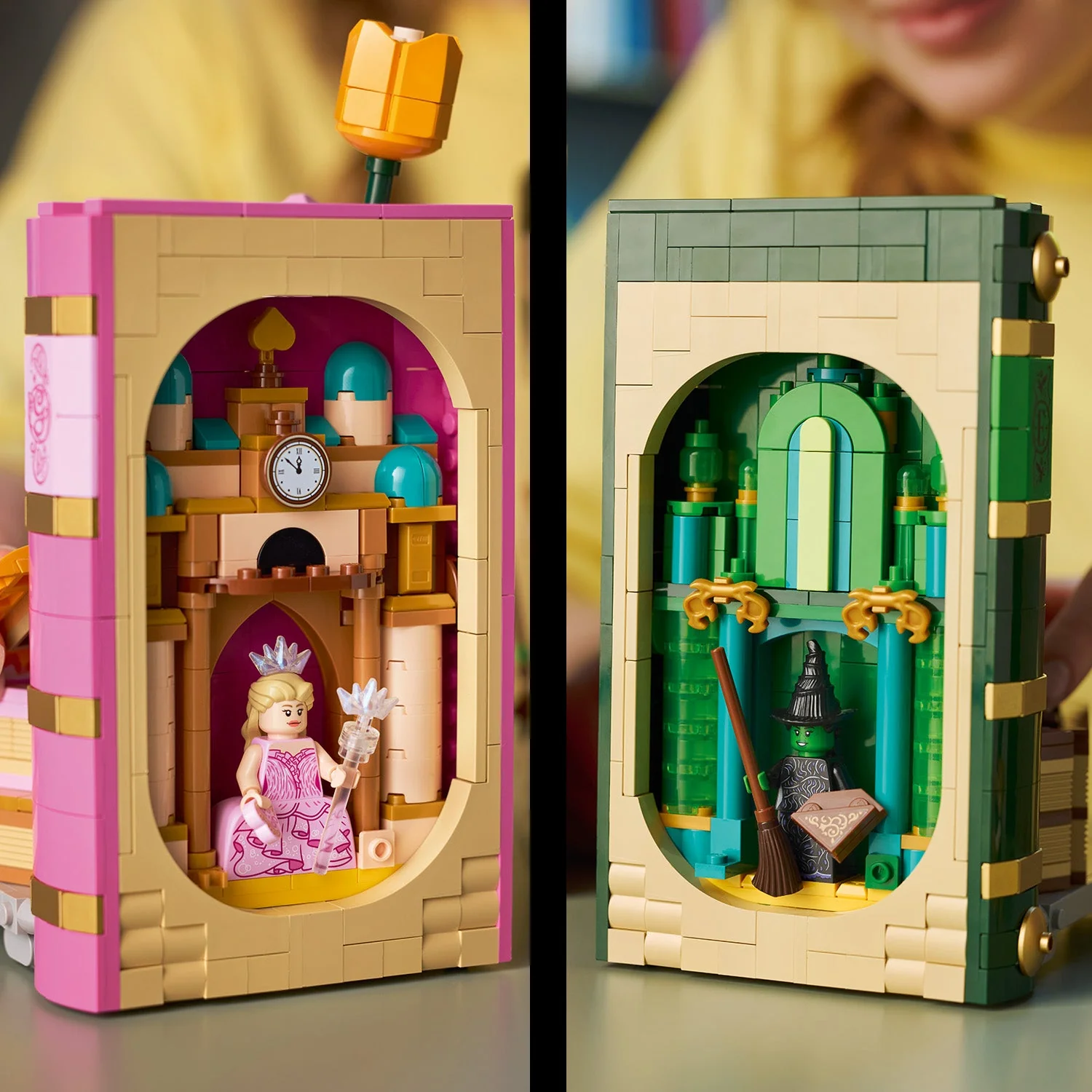 LEGO Wicked: Glinda & Elphaba Bookends (75691) - Image 8
