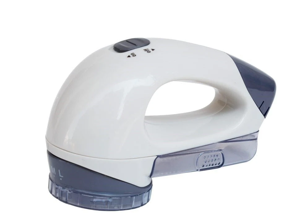 Lint Remover And Fabric Shaver - Image 3