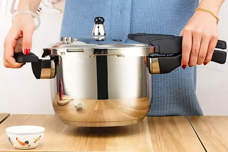 PRESSURE COOKER stainless steel 6L - Image 12