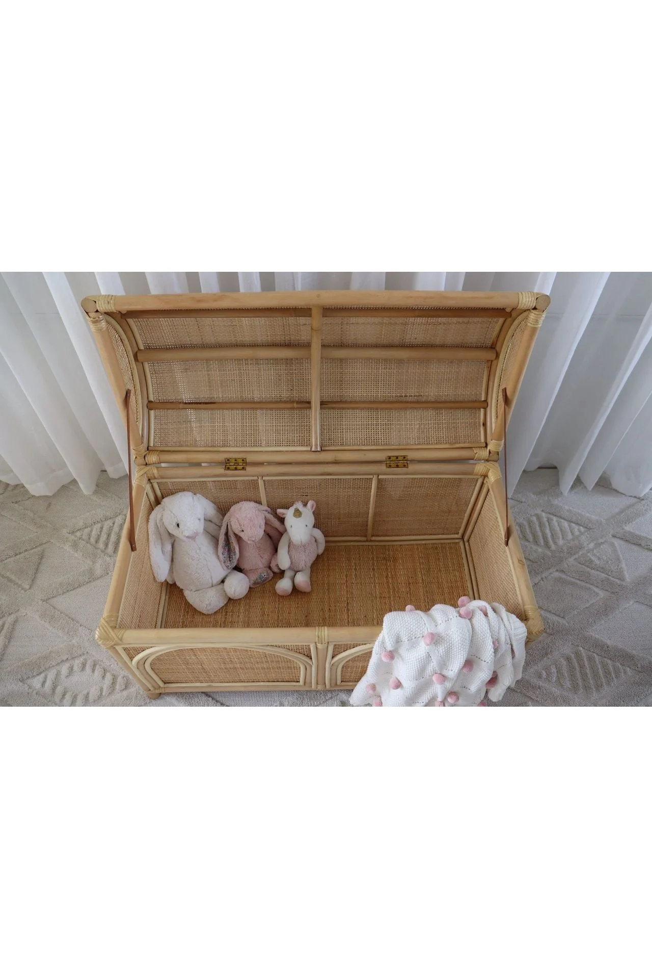 Rattan toy chest - large - Image 5
